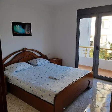 Apartamento Taurasi Red