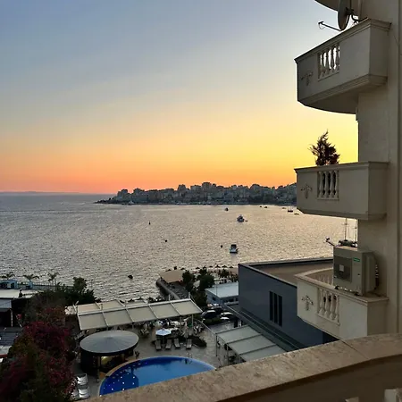 Taurasi Red Apartment *