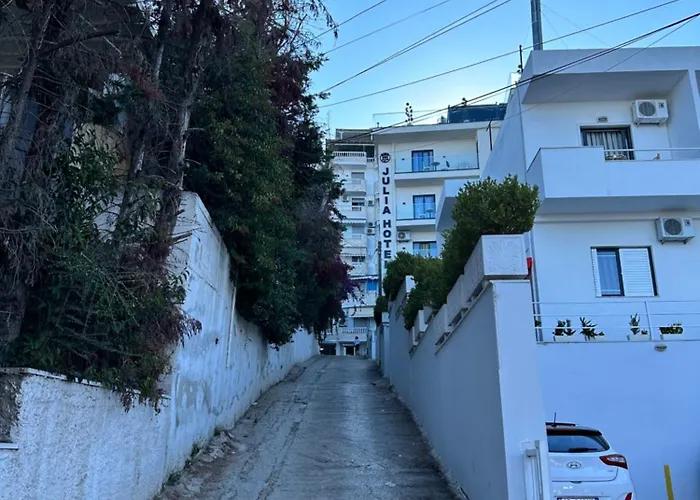 Apartment Taurasi Red